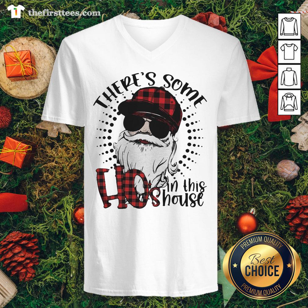 Nice There’s Some Ho’s In This House Old Man Wear Sunglasses Shirt