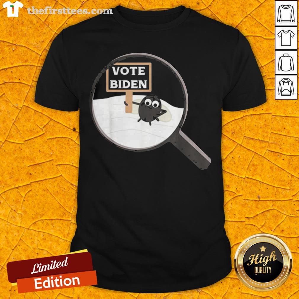 The Fly On Vice President Pence Head Debate 2020 Vote Biden Shirt