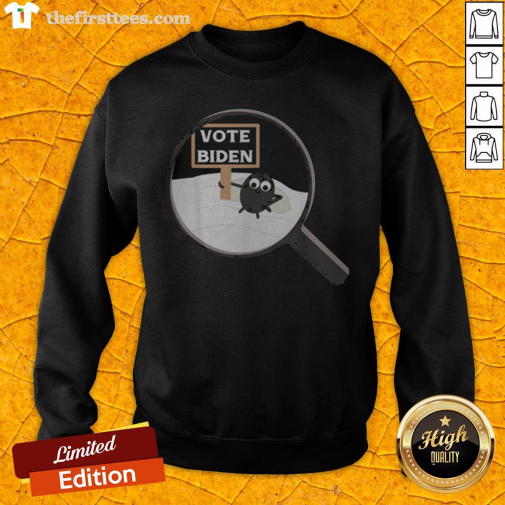 The Fly On Vice President Pence Head Debate 2020 Vote Biden Shirt