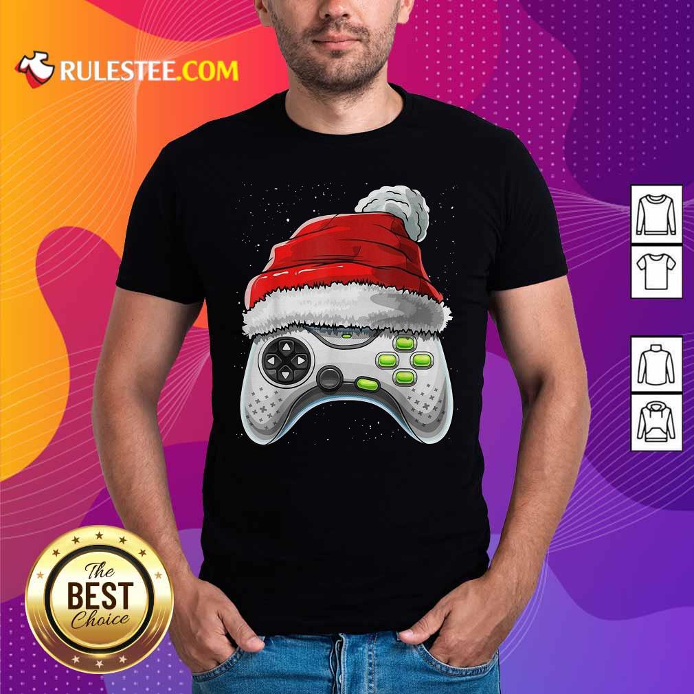 Happy Video Game Controller Santa Hat Christmas Shirt