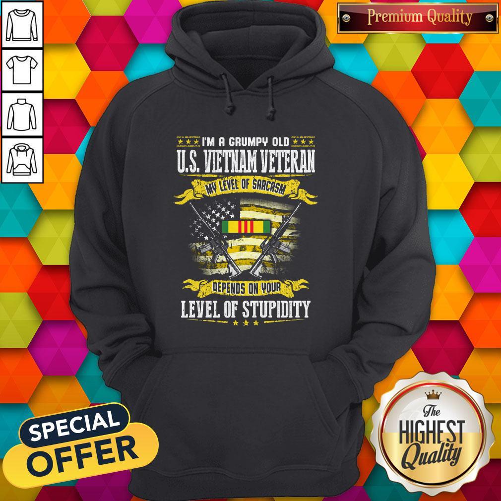 im-a-grumpy-old-us-vietnam-veteran-my-level-of-sarcasm-depends-on-your-level-of-stupidity-hoodie.jpg