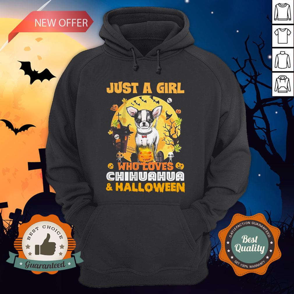 Just A Girl Who Loves Chihuahua And Halloween Shirt