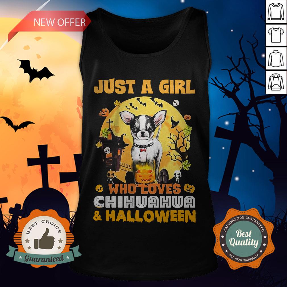 Just A Girl Who Loves Chihuahua And Halloween Shirt