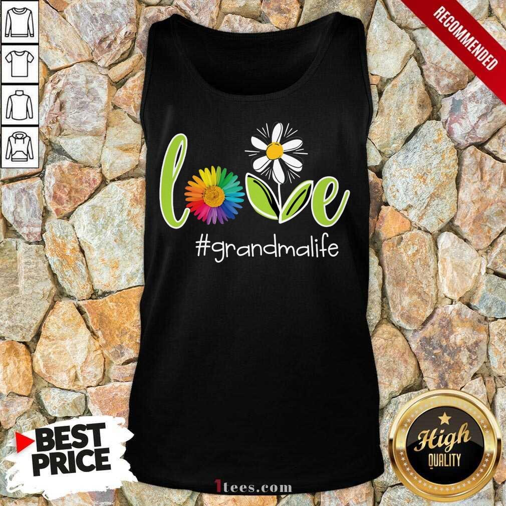 Love Grandma Life Flower Artistry Shirt