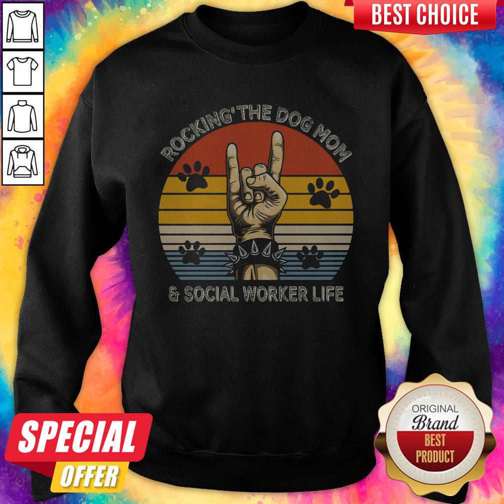 Rocking' The Dog Mom And Social Worker Life Vintage Retro Shirt