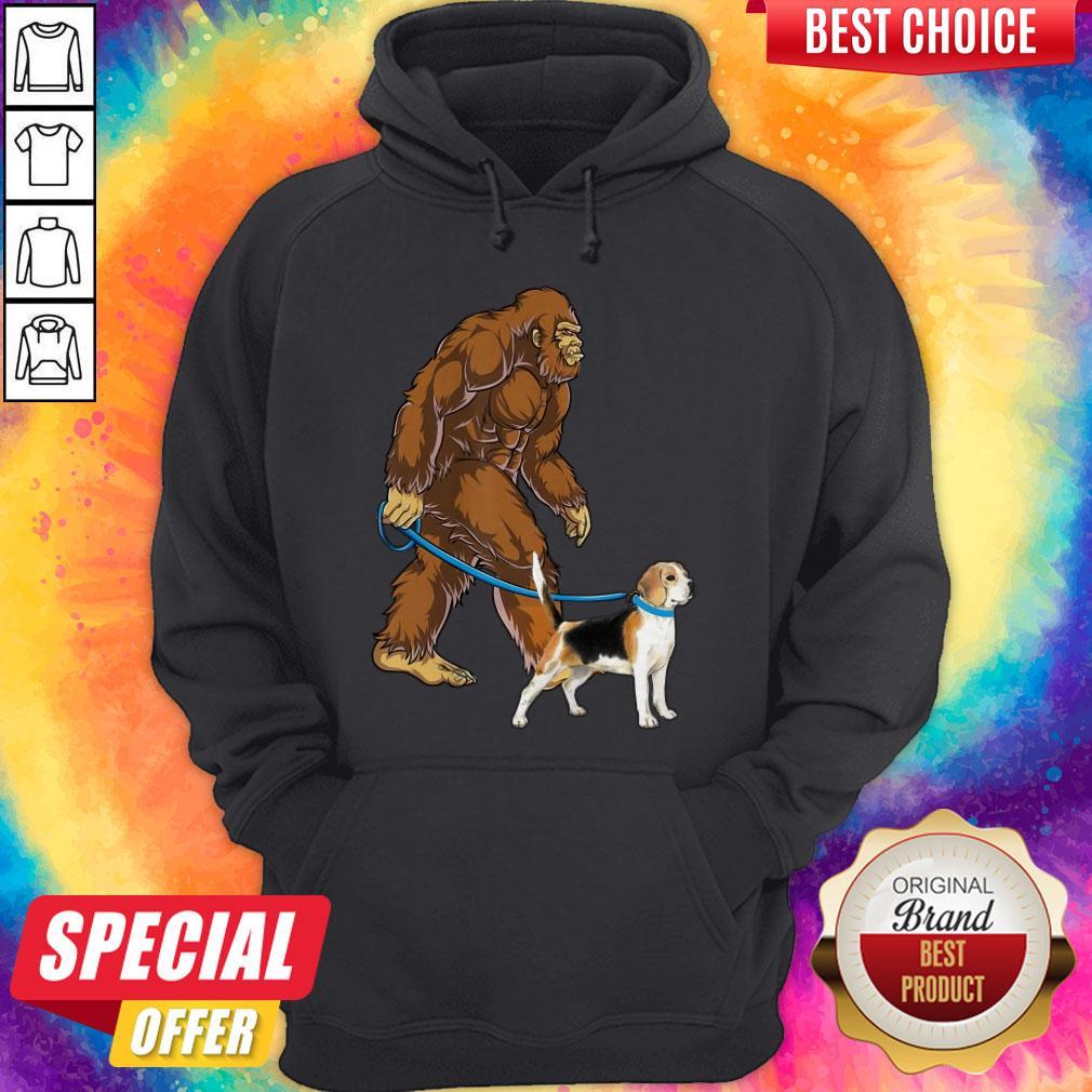 Awesome Bigfoot Walking With Beagle-Harrier Shirt
