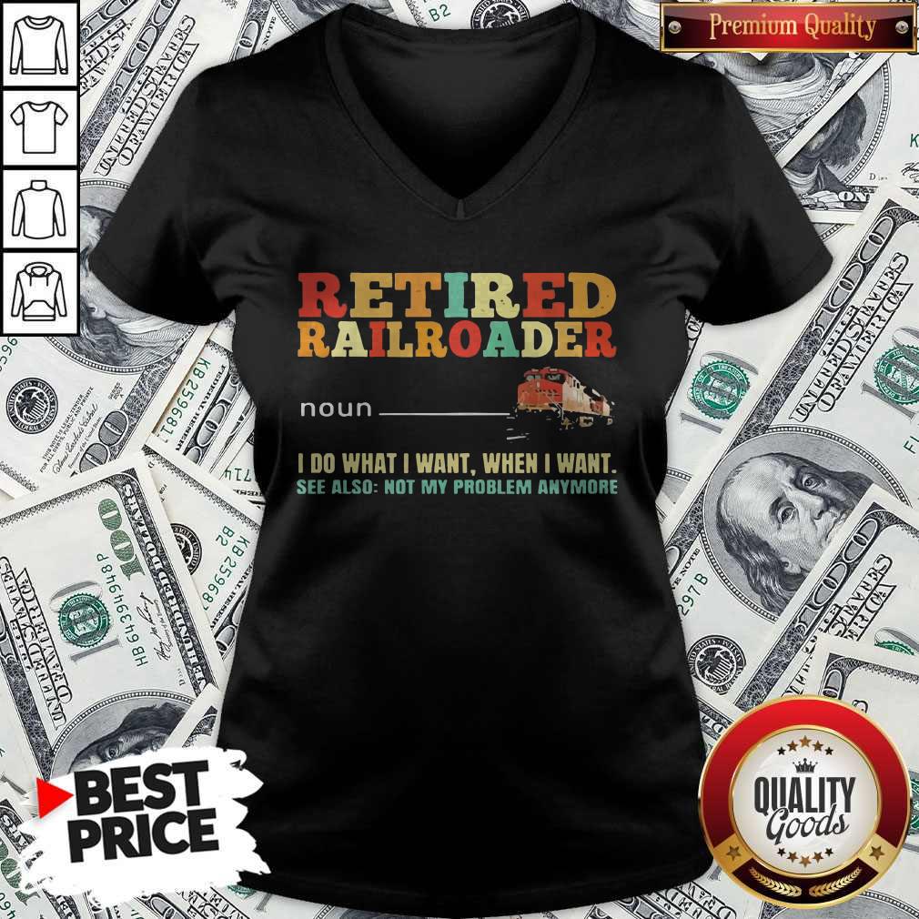 Awesome Retired Railroader Definition Shirt