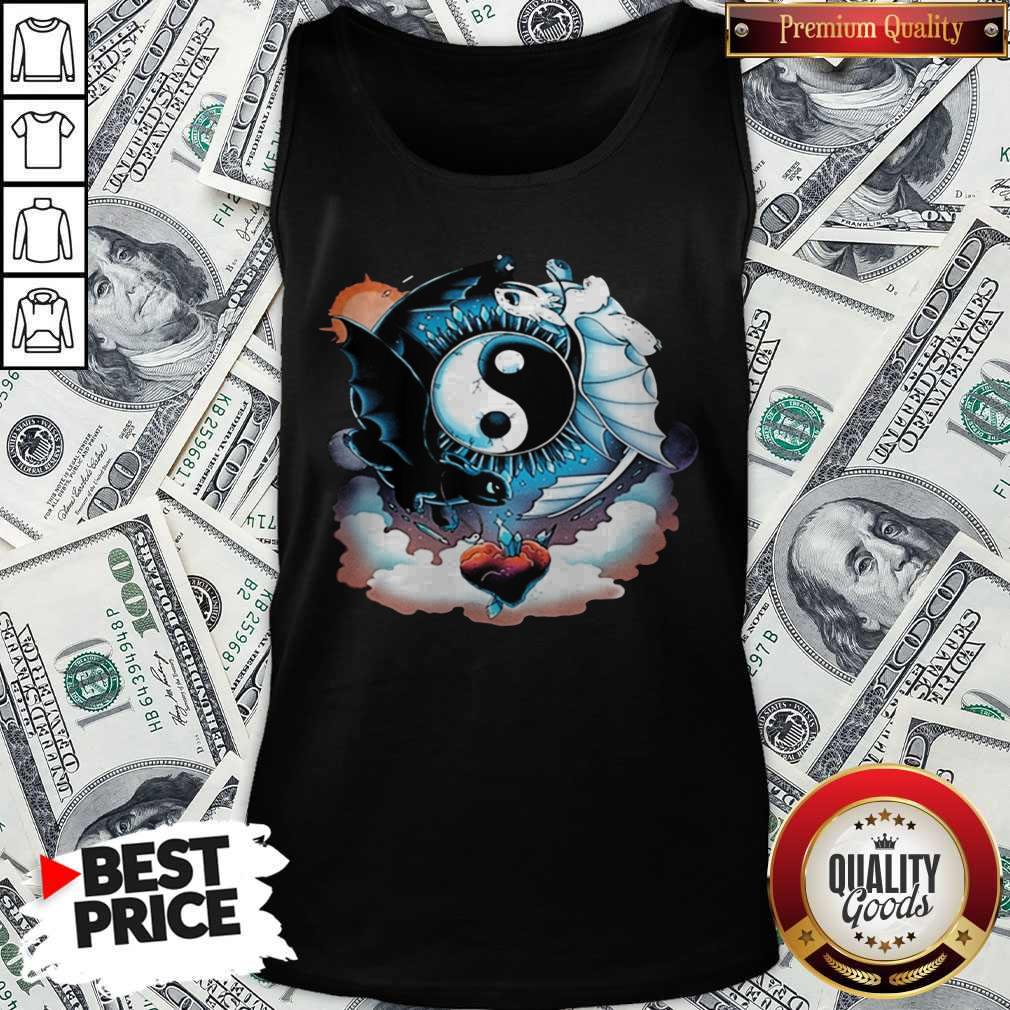Awesome Toothless Dragon And His Girlfriend Heart Moon Shirt