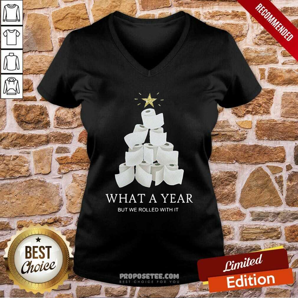 awesome-what-a-year-but-we-rolled-with-it-toilet-paper-christmas-tree-sweater-v-neck.jpg
