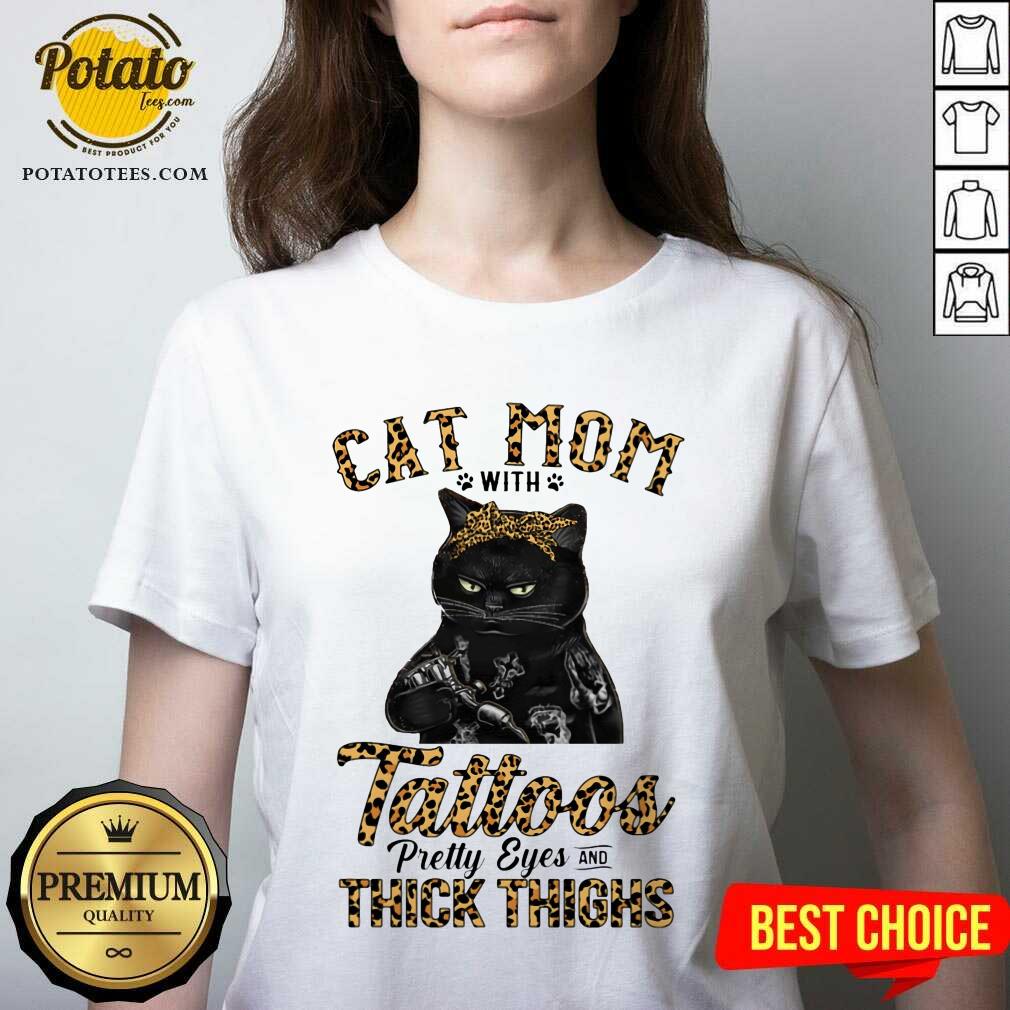 Black Cat Mom With Tattoos Pretty Eyes Thick Thighs Shirt
