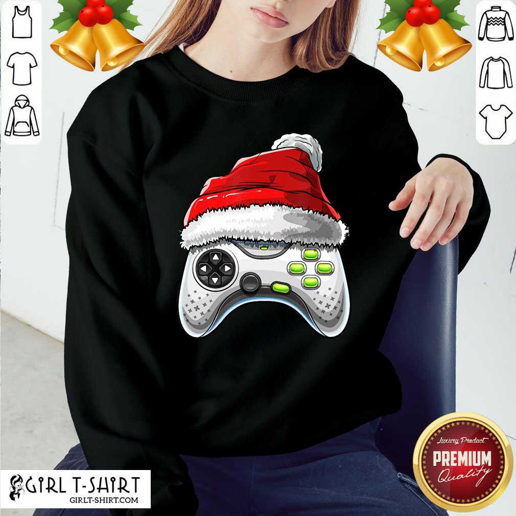 Cool Video Game Controller Santa Hat Christmas Shirt
