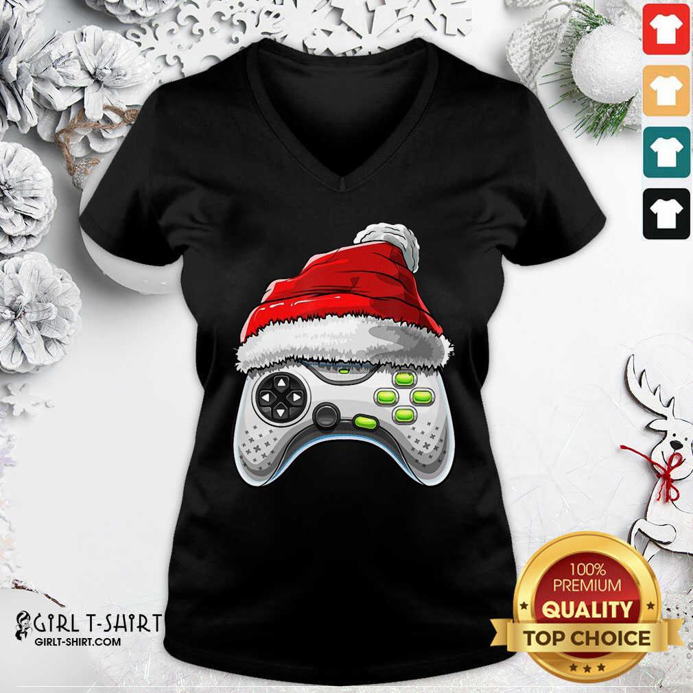 Cool Video Game Controller Santa Hat Christmas Shirt