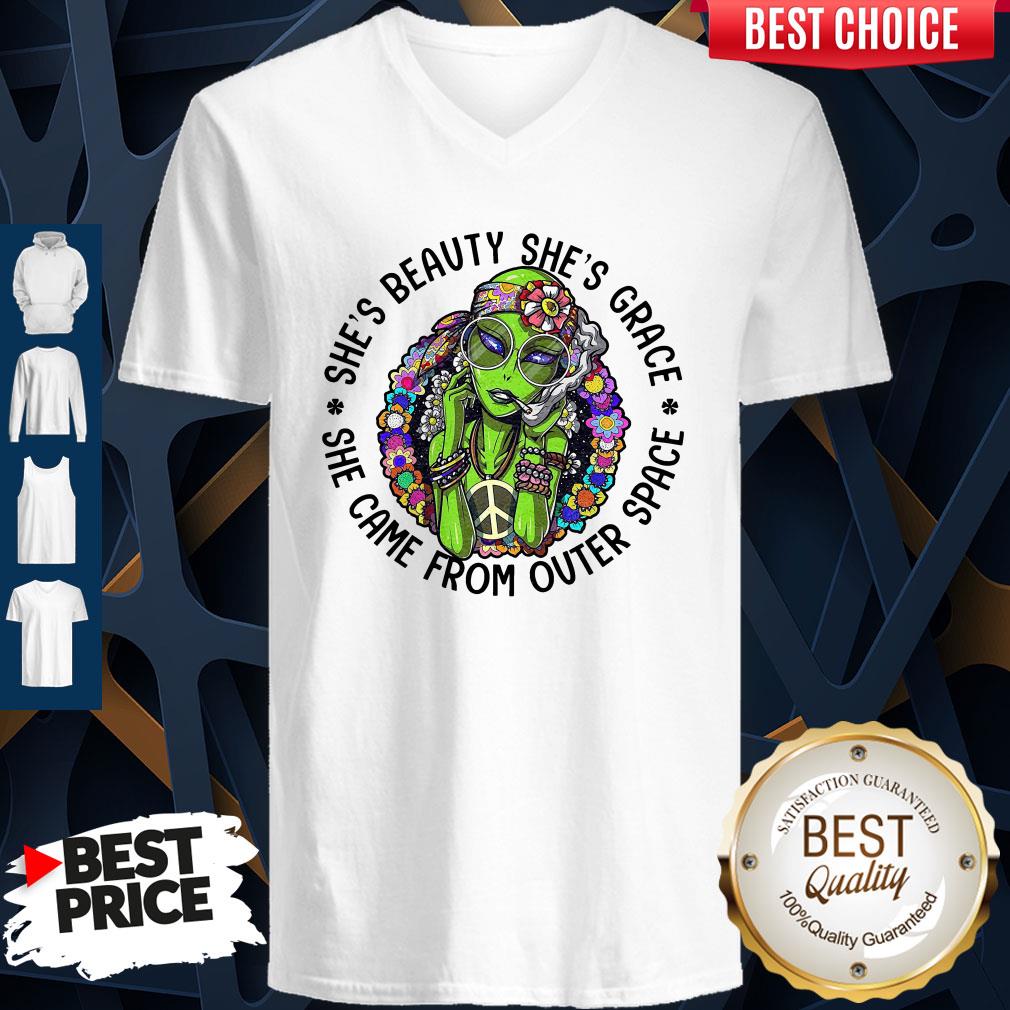 Cute Alien Smoking Shes Beauty Shes Grace She Came From Outer Space Shirt
