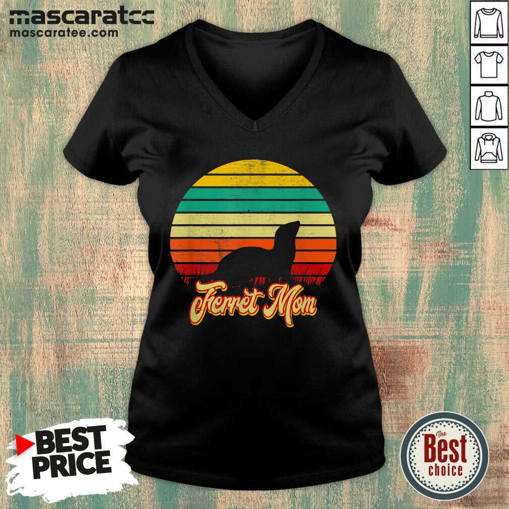 Good Ferret Mom Retro Vintage Style Ferret Parent Shirt