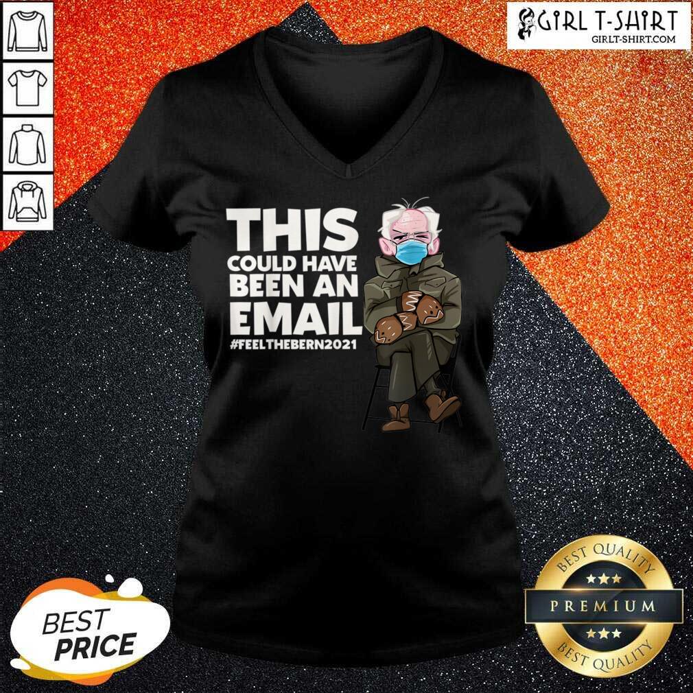 Happy Bernie Sanders Mittens Annoyed Funny Inauguration T shirt Classic Shirt