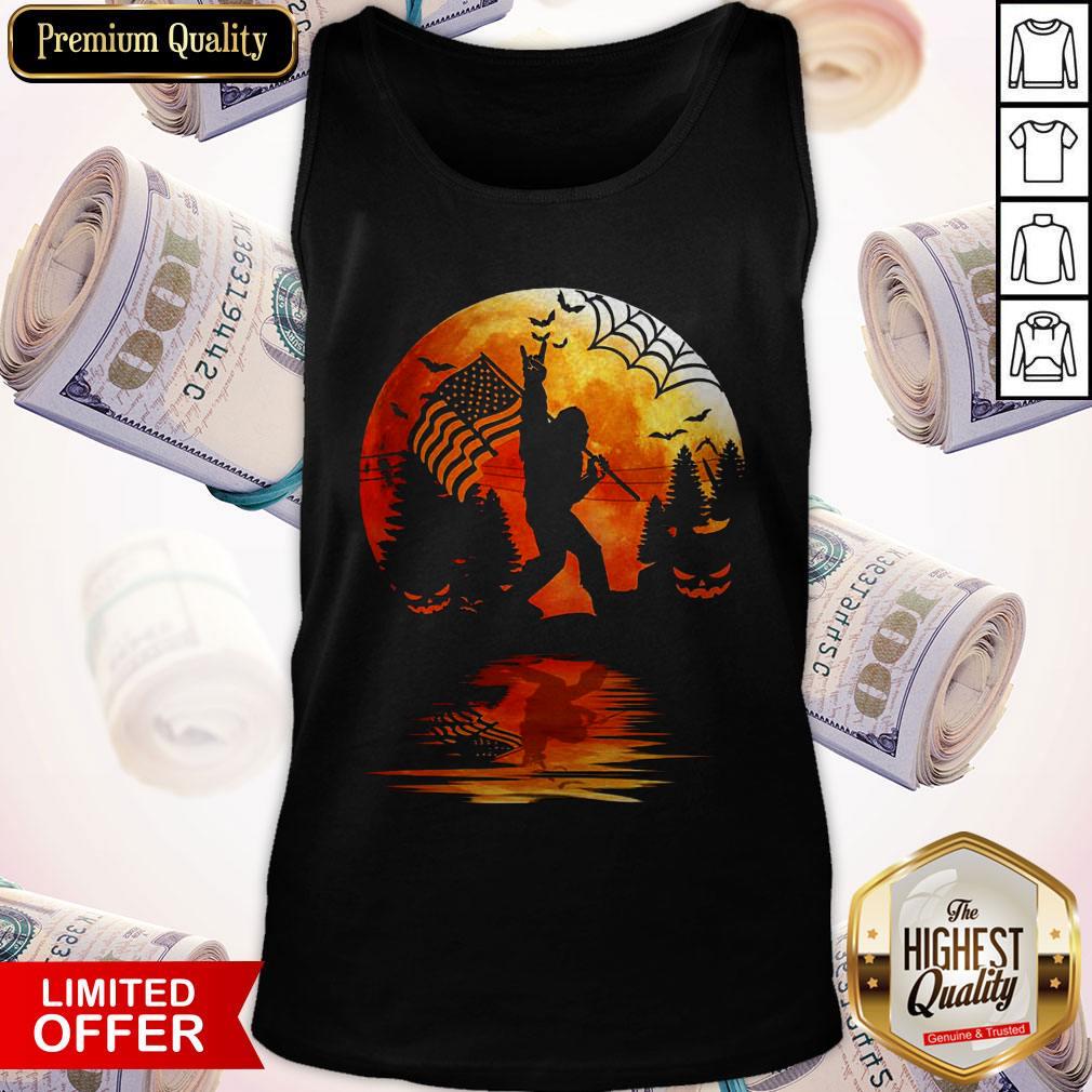 Hot Bigfoot American Flag Moon Mirror Halloween Shirt