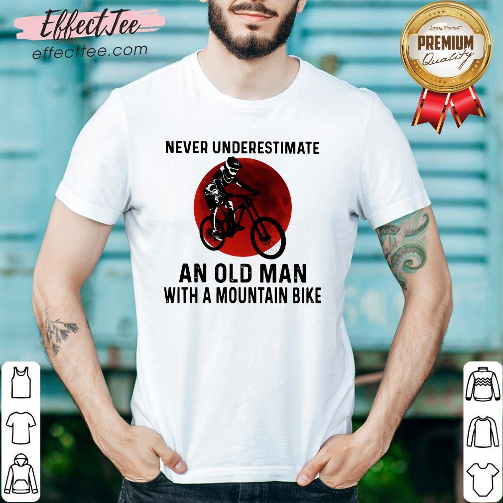Hot Never Underestimate An Old Man With A Mountain Bike Blood Moon Shirt