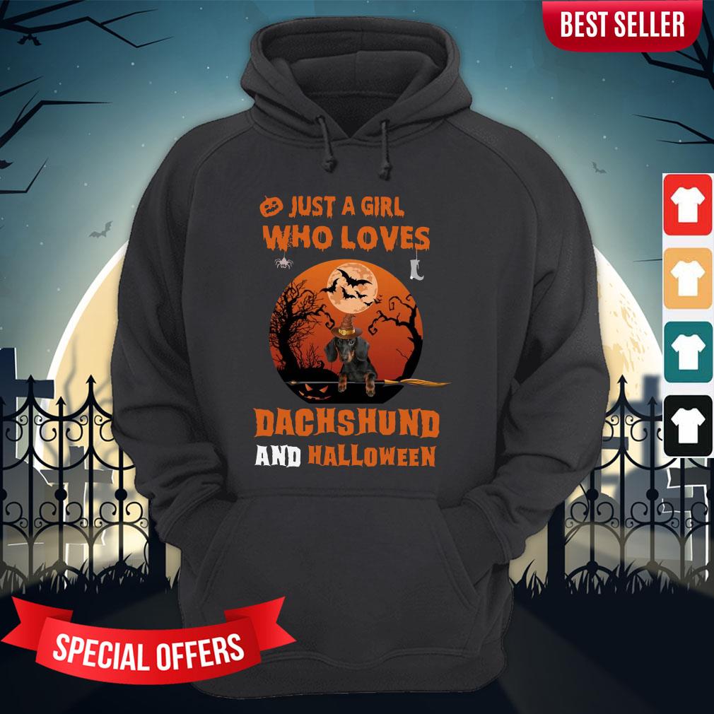 Just A Girl Who Loves Dachshund Halloween T-Shirt
