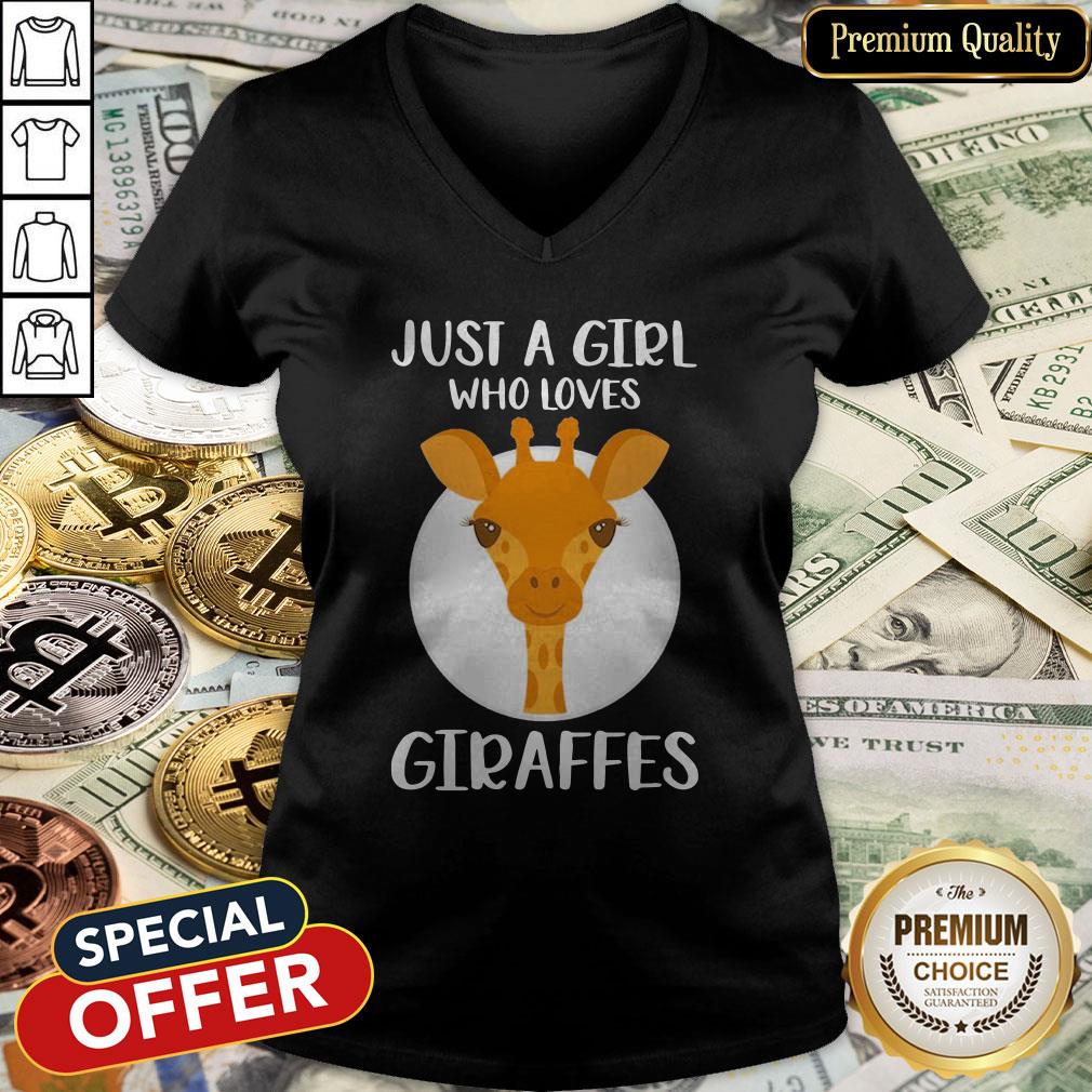 Just A Girl Who Loves Giraffes Shirt