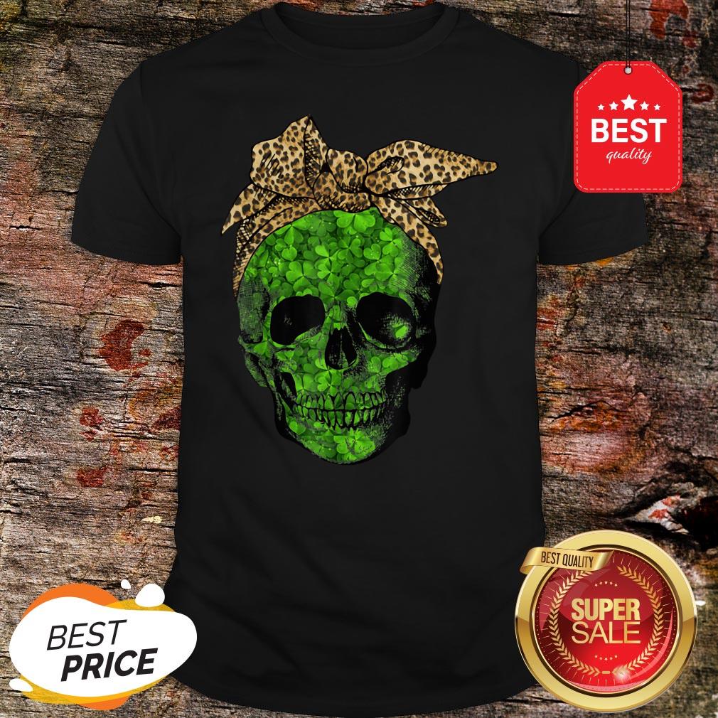 Leopard Bandana Shamrock Skull St Patrick’s Day Gifts T-Shirt