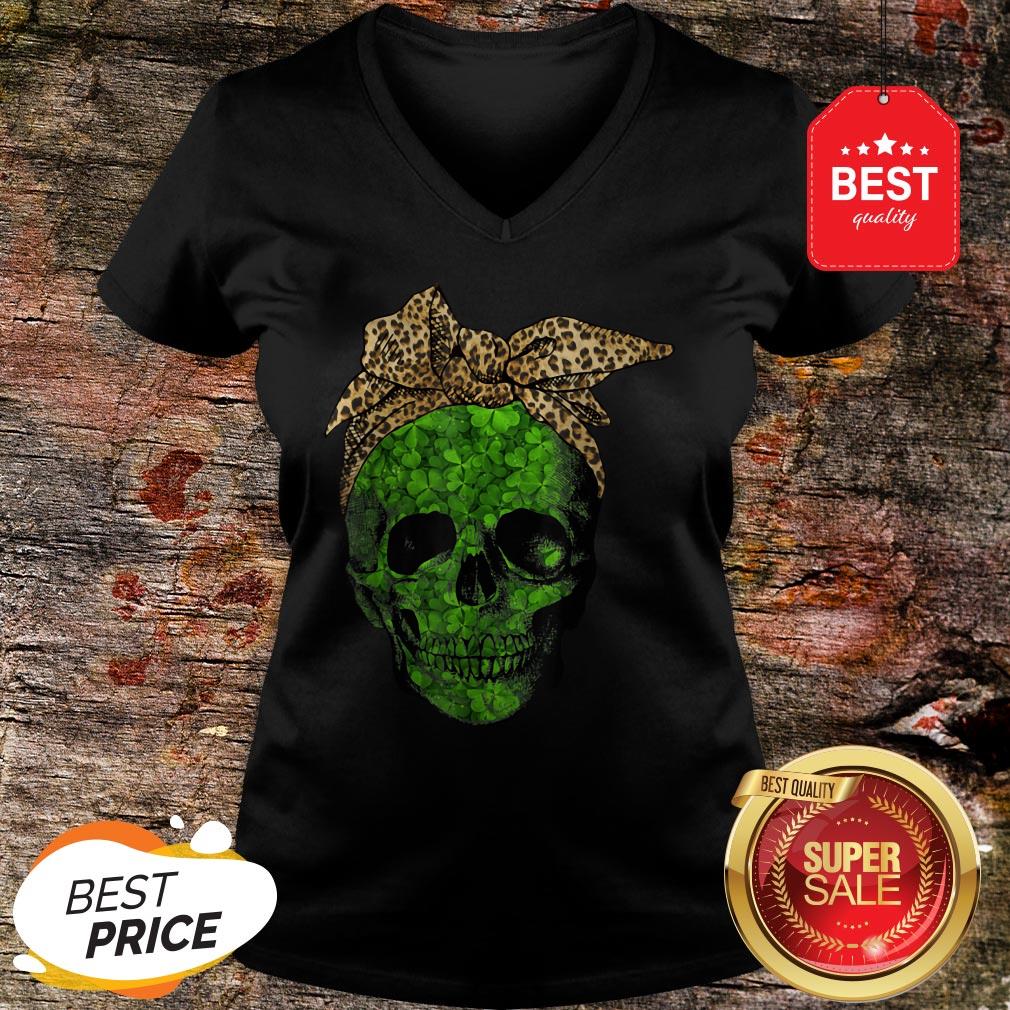 Leopard Bandana Shamrock Skull St Patrick’s Day Gifts T-Shirt