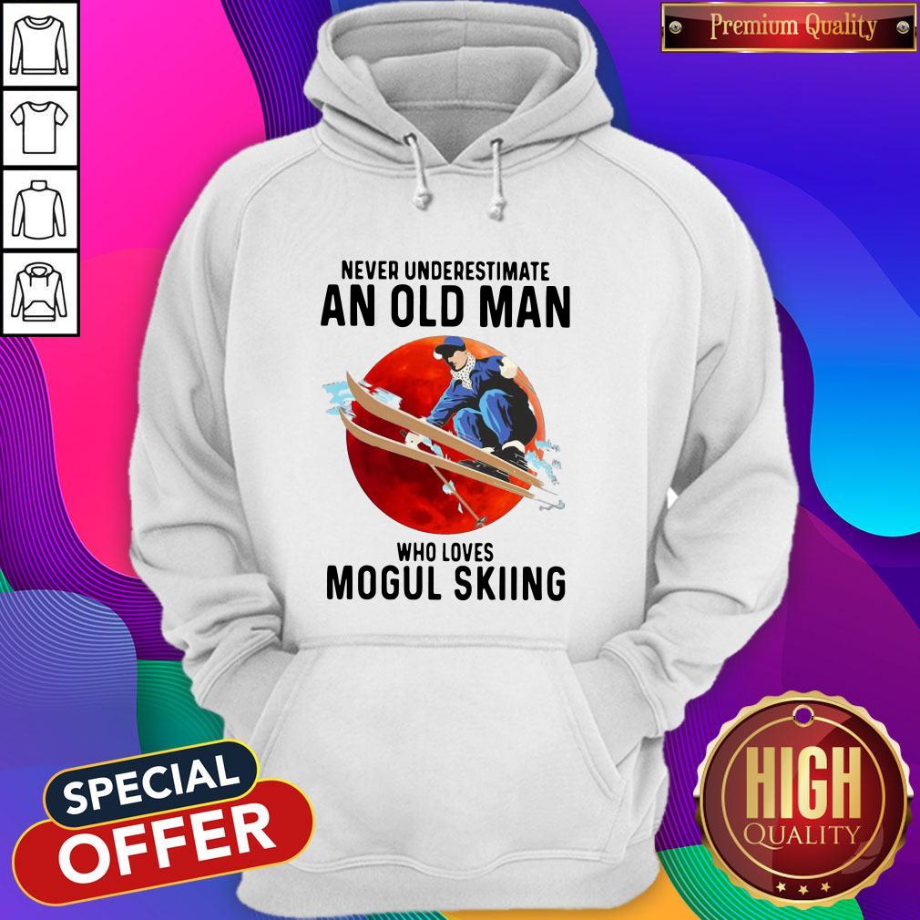 Lovely Never Underestimate An Old Man Who Loves Mogul Skiing Sunset Shirt