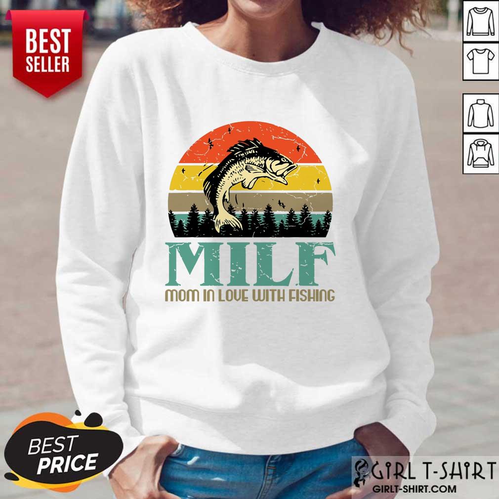 Milf Mom In Love With Fishing Vintage Shirt