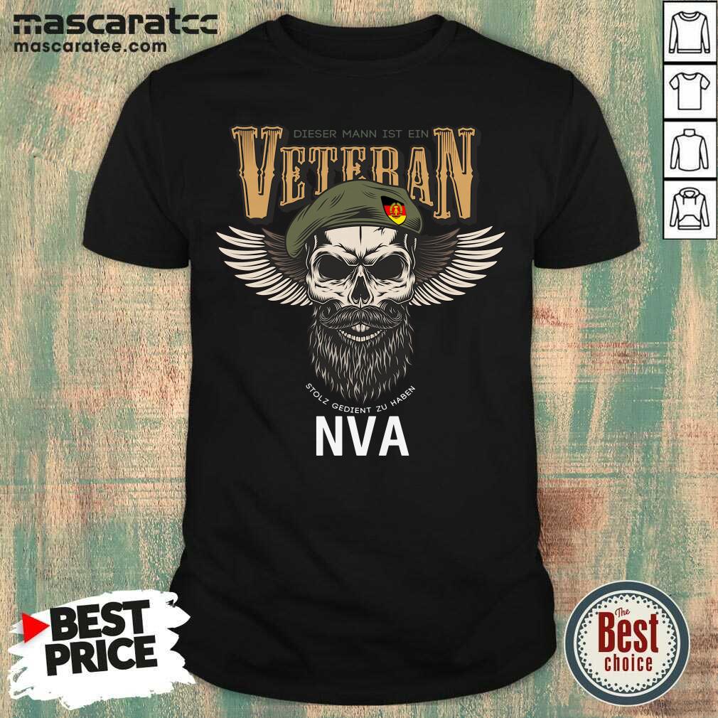 Premium Dieser Mann Ist Ein Veteran Stolz Gedient Zu Haben Nva Shirt