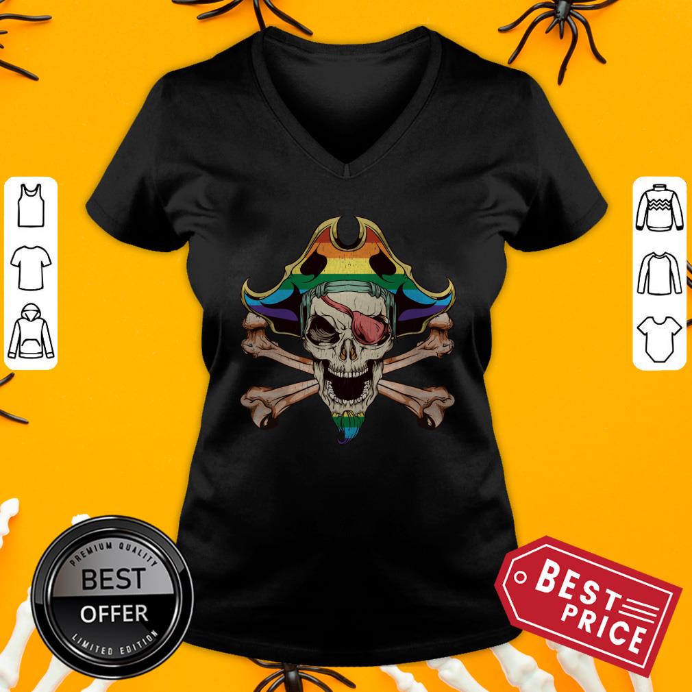 Rainbow Jolly Roger Pirate LGBT Pride Halloween Shirt