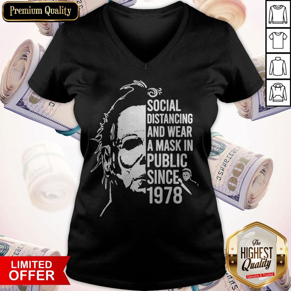 Top Horror Social Distancing And Wear A Mask In Public Since 1978 Shirt
