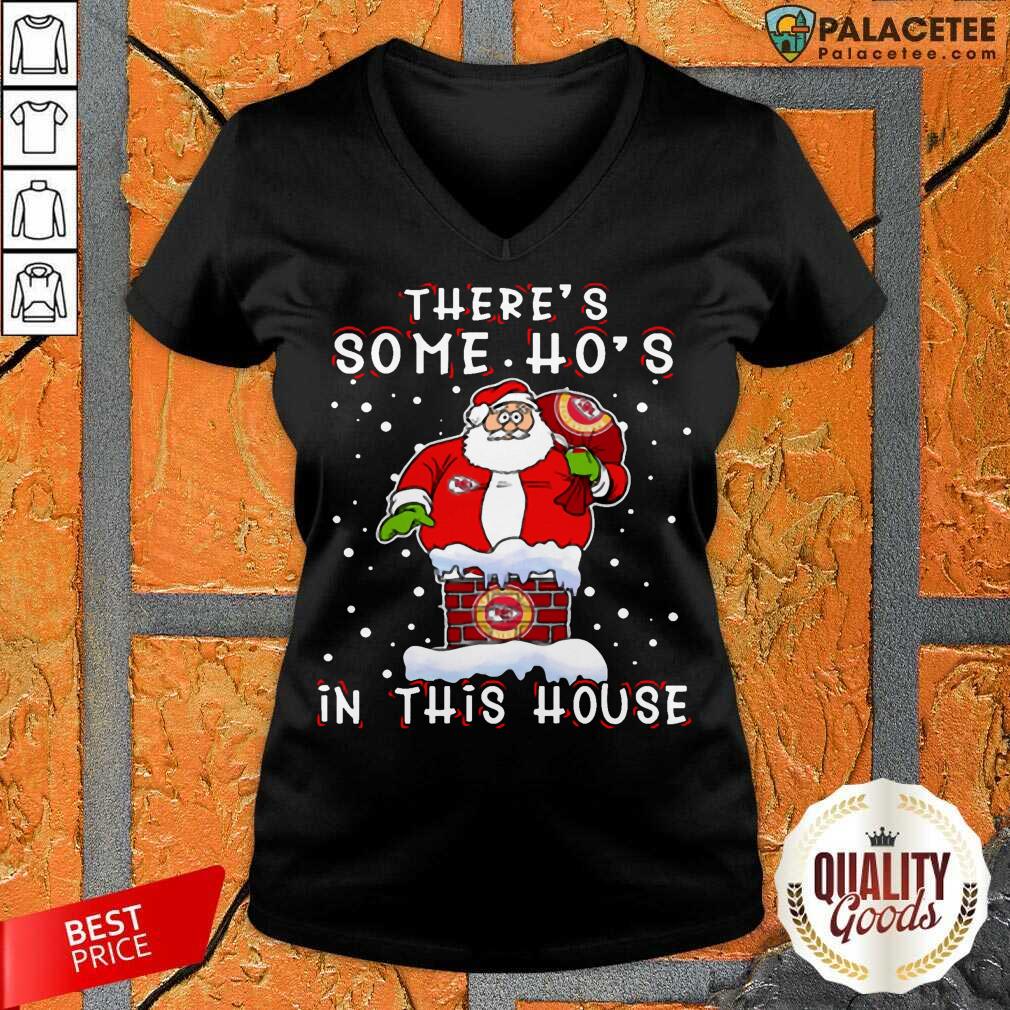 top-kansas-city-chiefs-christmas-there-is-some-hos-in-this-house-santa-stuckv-neck.jpg