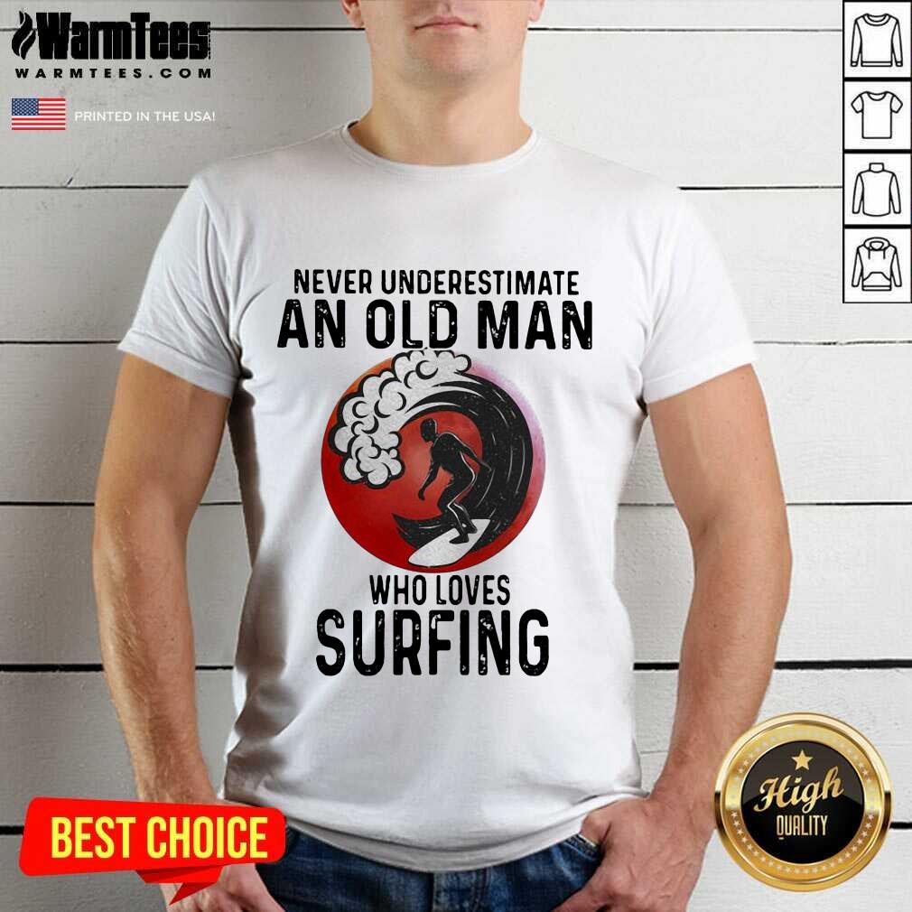 Top Never Underestimate An Old Man Who Loves Surfing The Moon Shirt