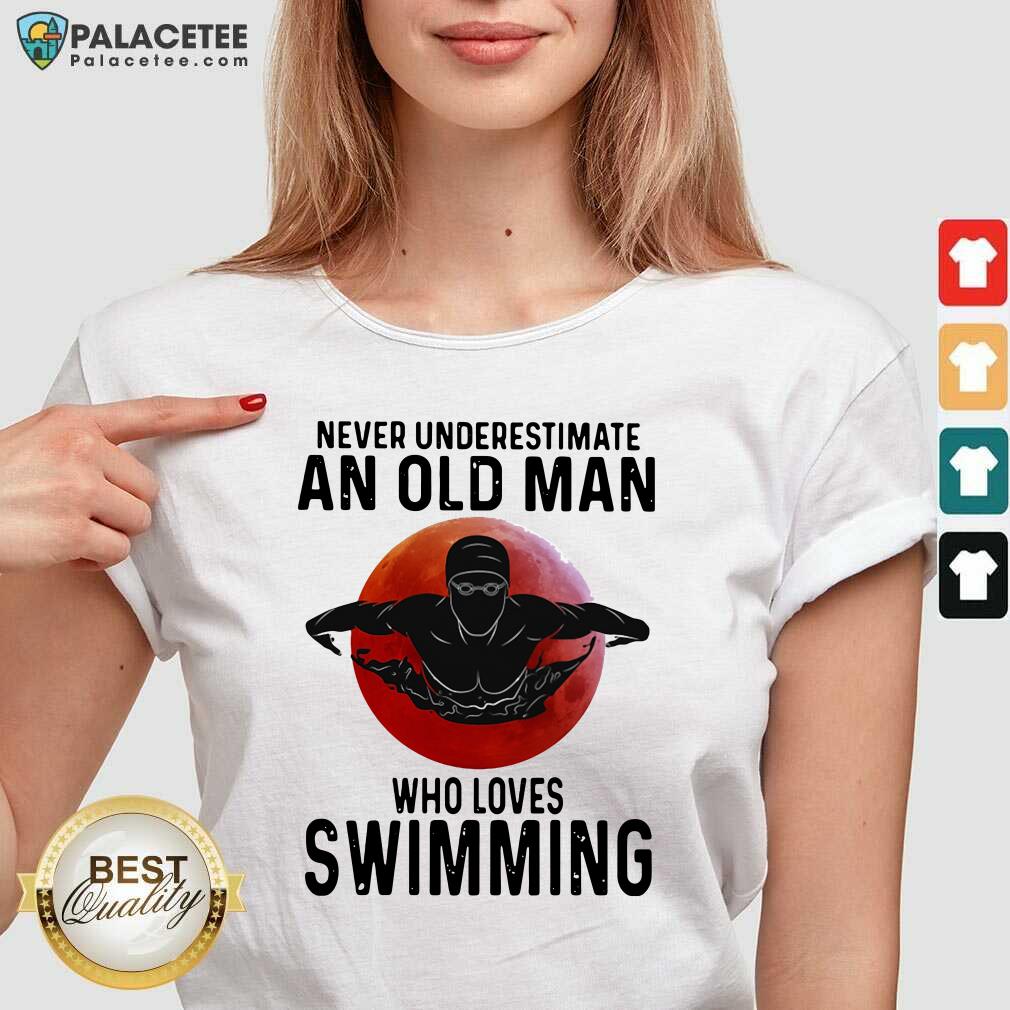 Top Never Underestimate An Old Man Who Loves Swimming The Moon Shirt