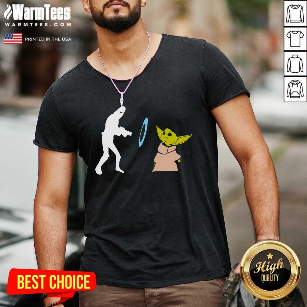 Top Star Wars Mandalorian Baby Yoda Grogu Stunned Shirt