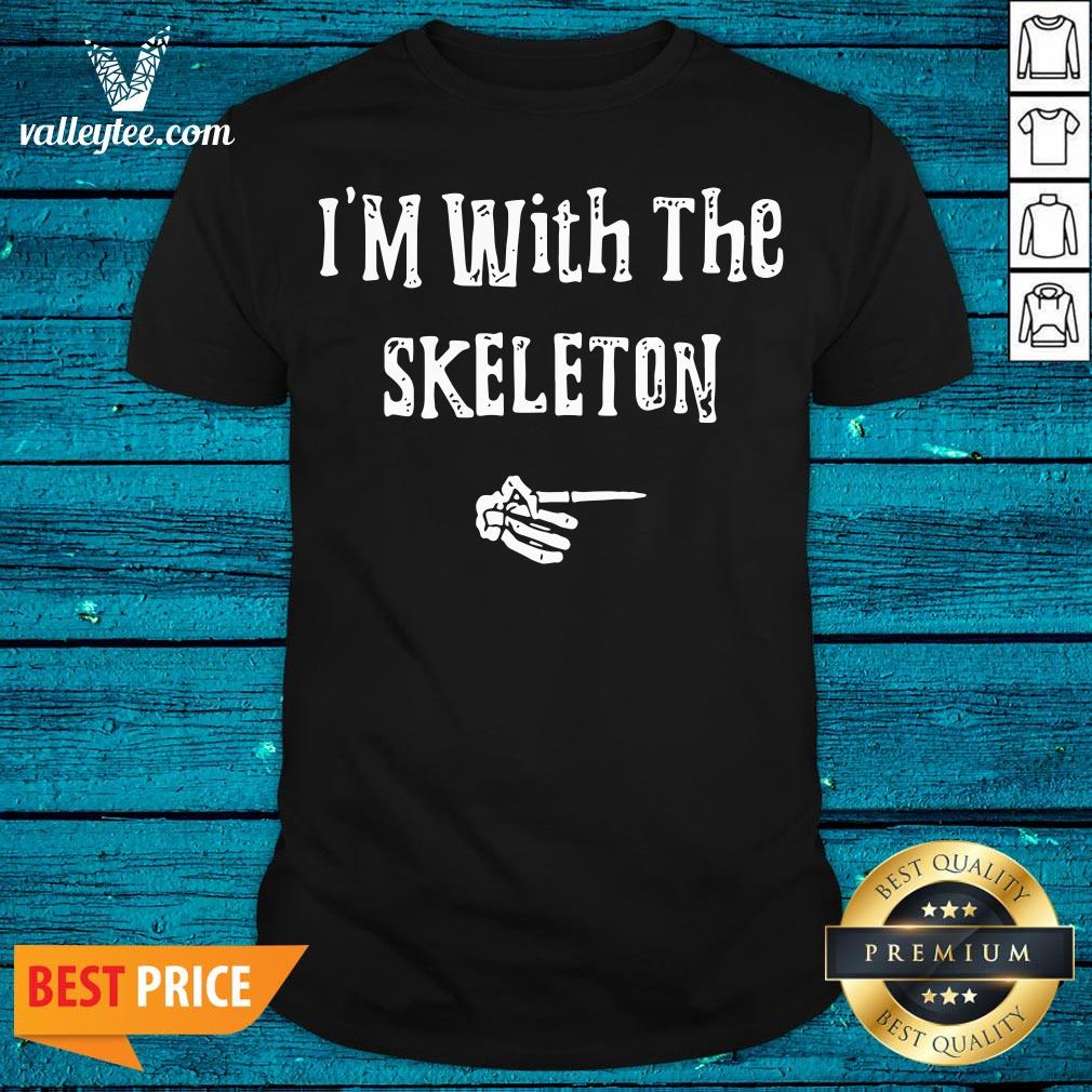 Official I’m With Skeleton Halloween Costume Funny Couples Matching Shirt