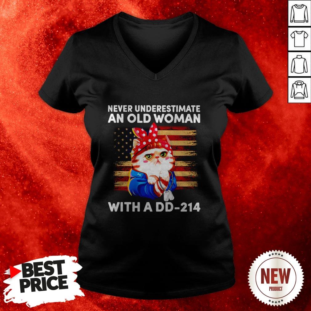 Veteran Cat Mom Never Underestimate And Old Woman With A DD-214 Shirt