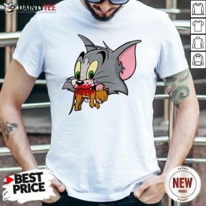 Original Tom Finally Catches Jerry Shirt