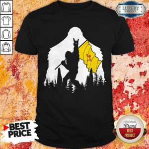 Nice Bigfoot Rock N Roll New Mexico Flag In The Forest Shirt