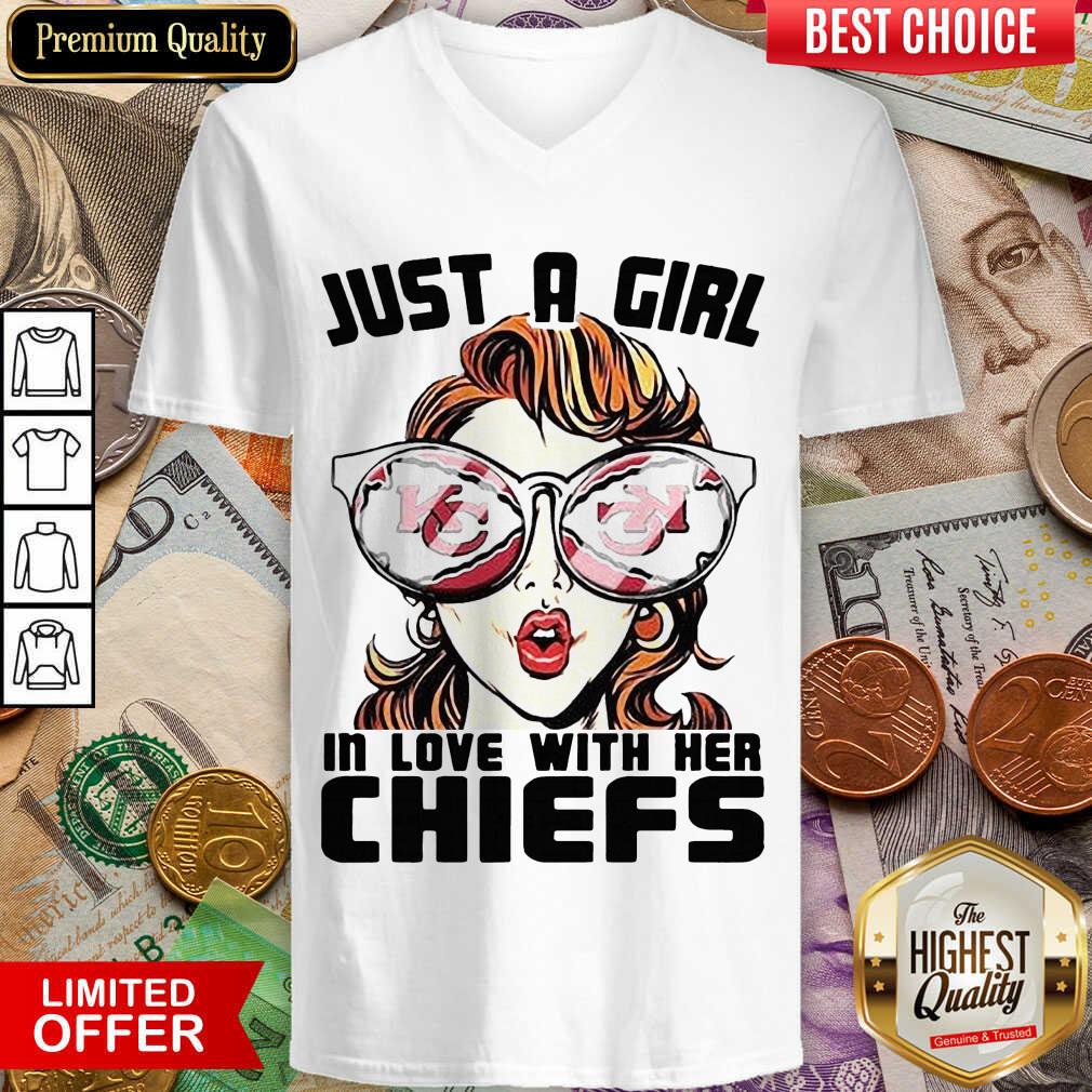 Funny Just A Girl In Love With Her Chiefs Shirt