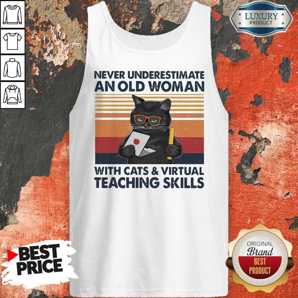 Never Underestimate An Old Woman With Cats Vintage Retro Shirt