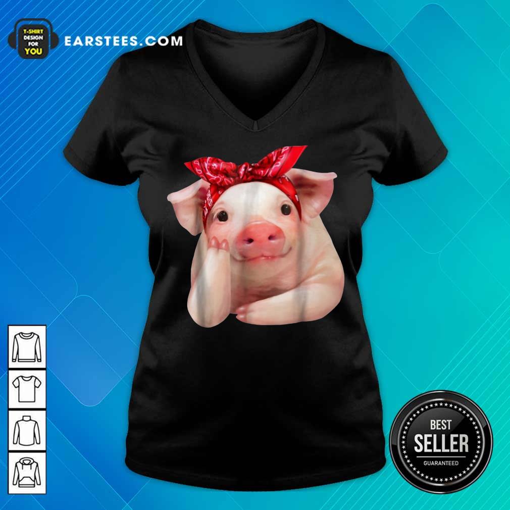 Nice Red Bandanna Pig Shirt