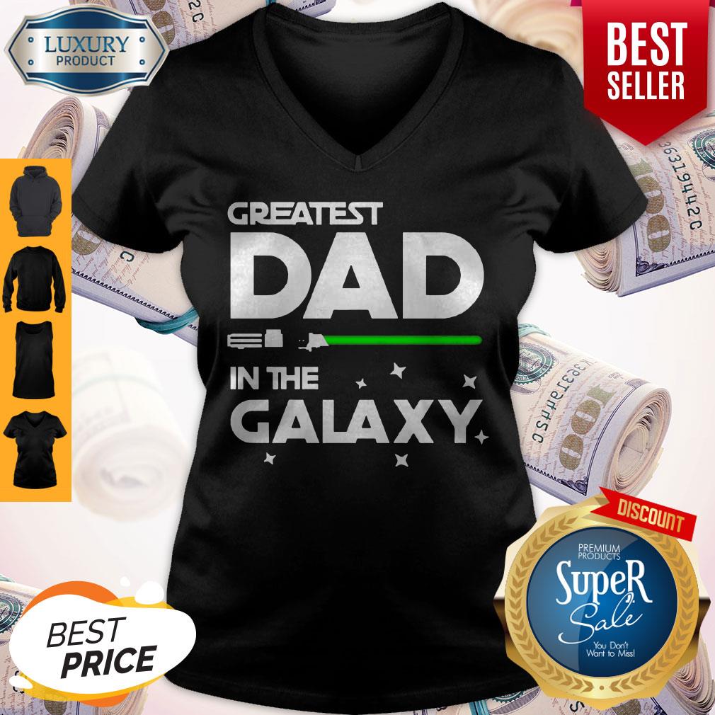 nice-star-war-greatest-dad-in-the-galaxy-v-neck.jpg