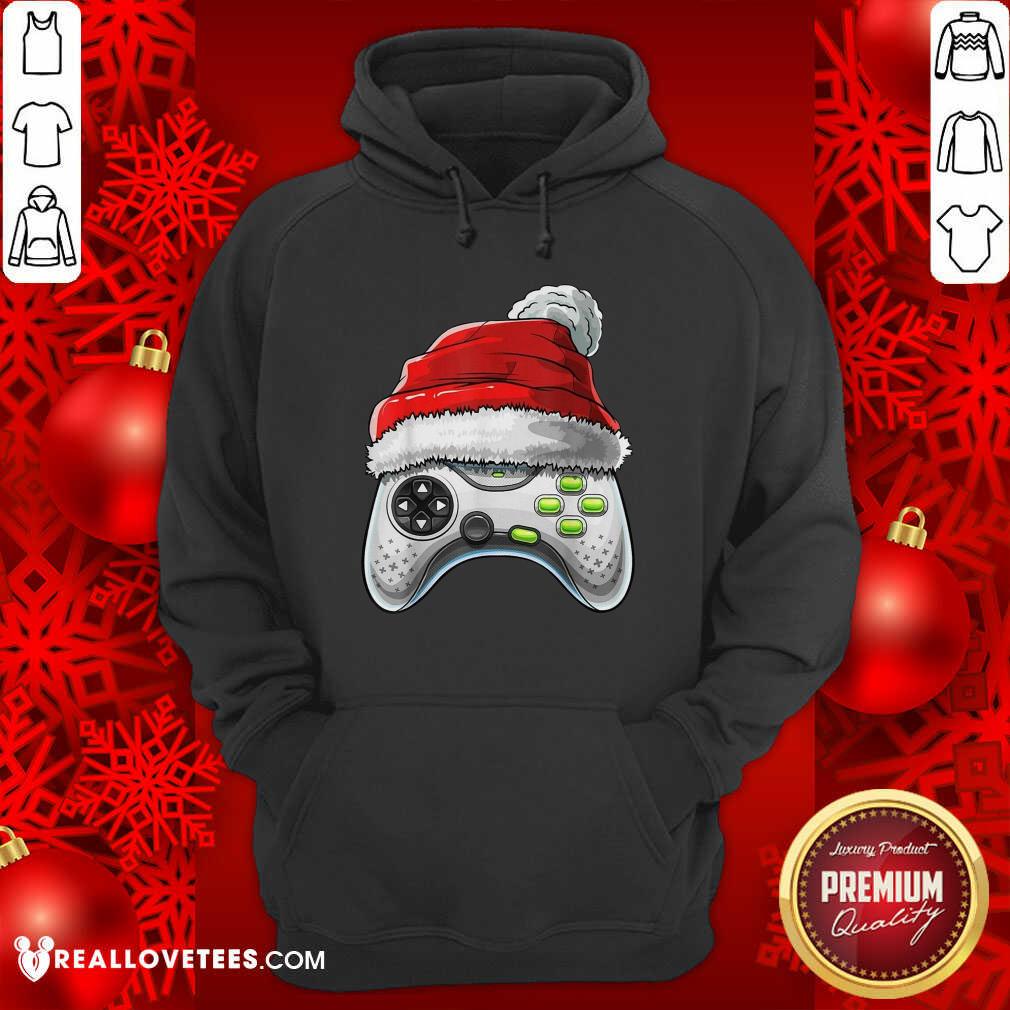 Nice Video Game Controller Santa Hat Christmas Shirt
