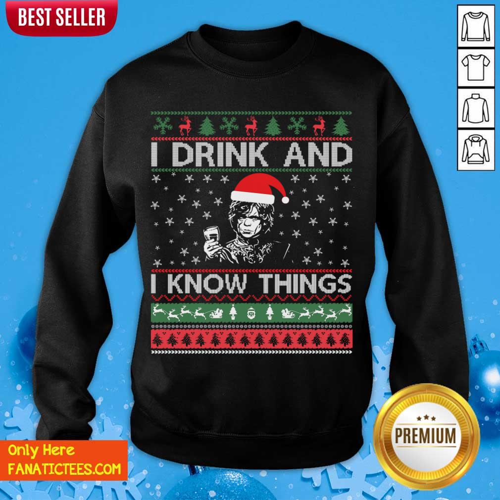 Perfect I Drink And I Know Things Christmas Gif T-Shirt