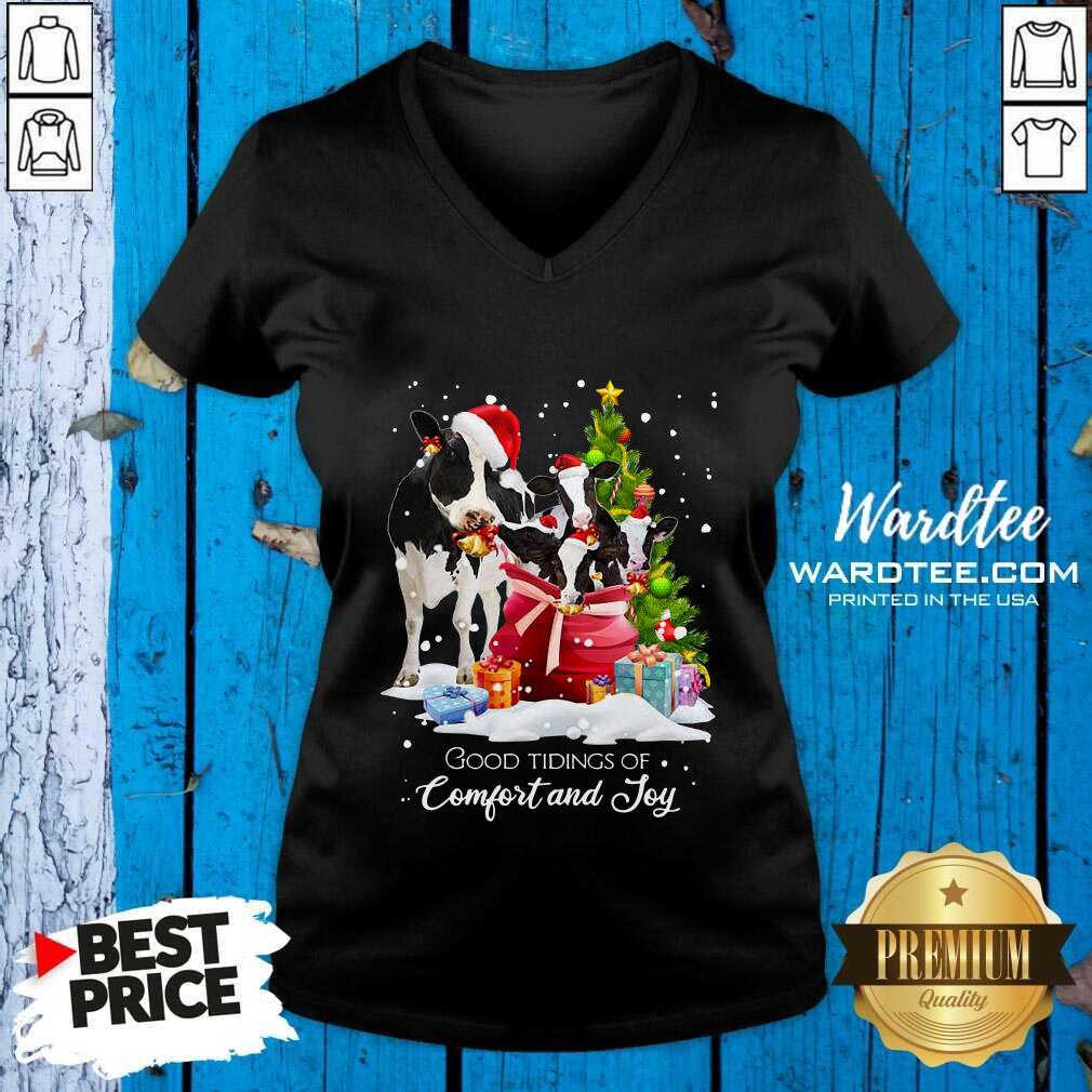 pretty-cows-santa-good-tiding-of-comfort-and-joy-merry-christmas-tree-gift-v-neck.jpg
