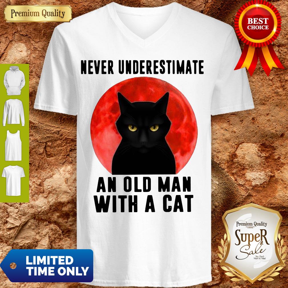 Pretty Never Underestimate An Old Man With A Cat Shirt