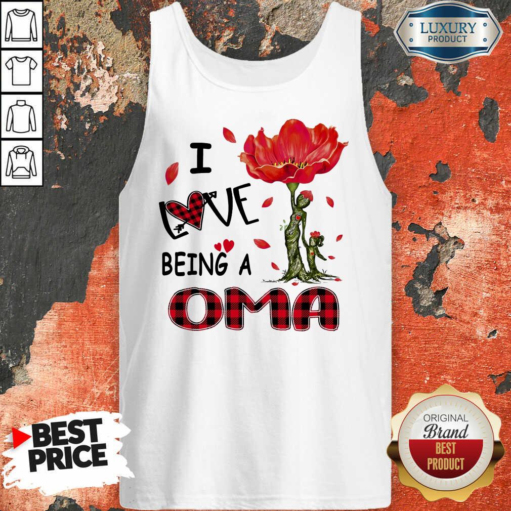 Red Flower I Love Being A Oma Shirt