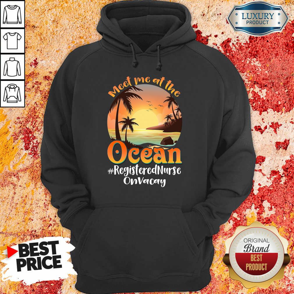 At The Ocean Registered Nurse On Vacay Shirt