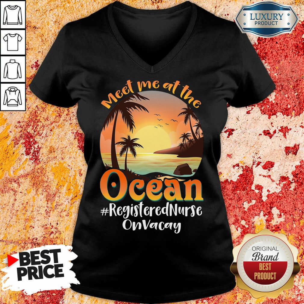 At The Ocean Registered Nurse On Vacay Shirt