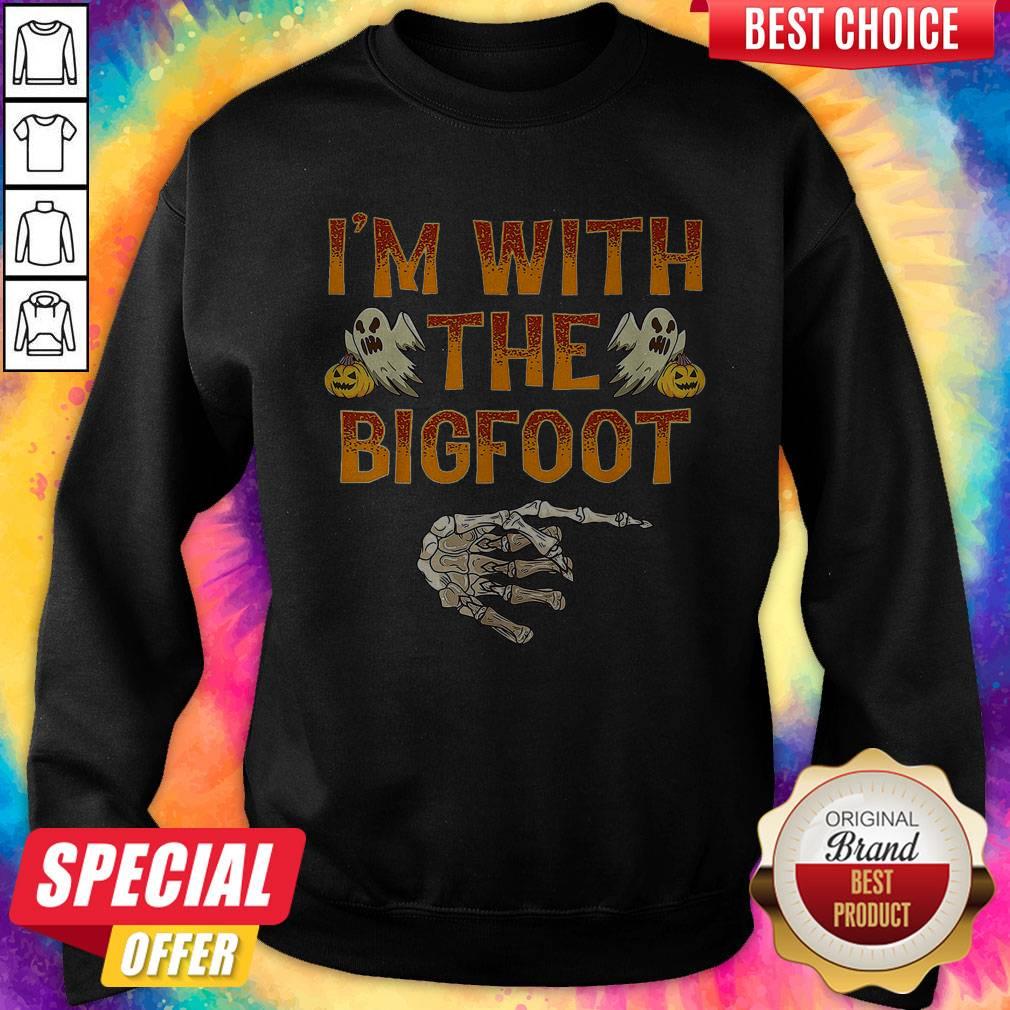 Top I’m With The Bigfoot Halloween Shirt